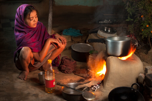 A girl cooking - Discrimination