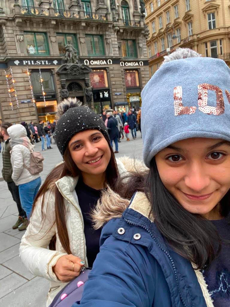 Shital Doshi and her daughter